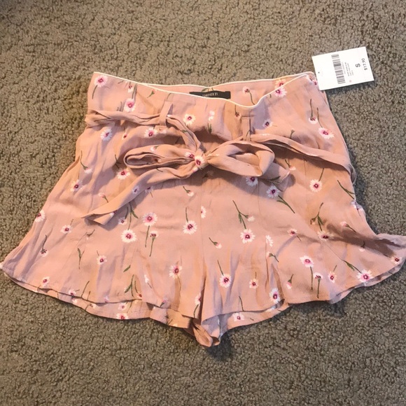 Forever 21 Pants - Floral Pink Flowy Shorts NWT